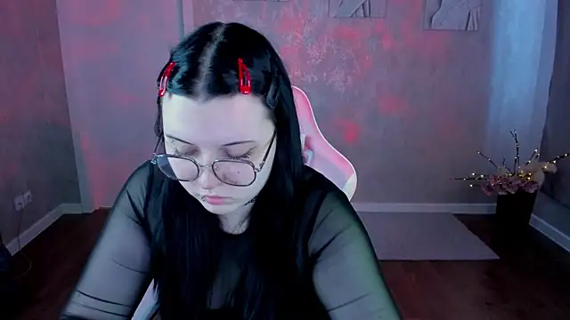 Kira G0ld online show from 7, 4, 2026