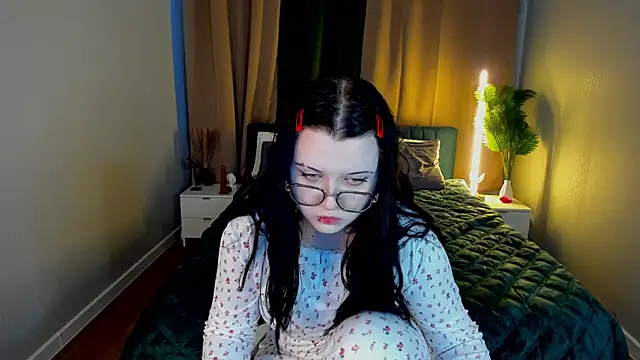 Kira G0ld online show from 28, 2, 2026