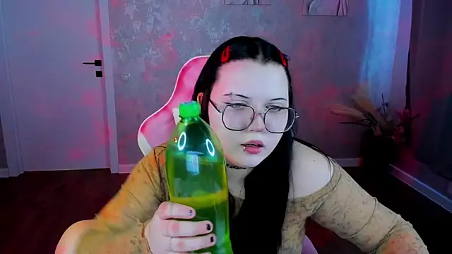 Kira G0ld online show from 3, 4, 2026