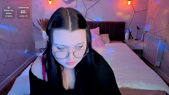 Kira G0ld online show from 31, 5, 2026
