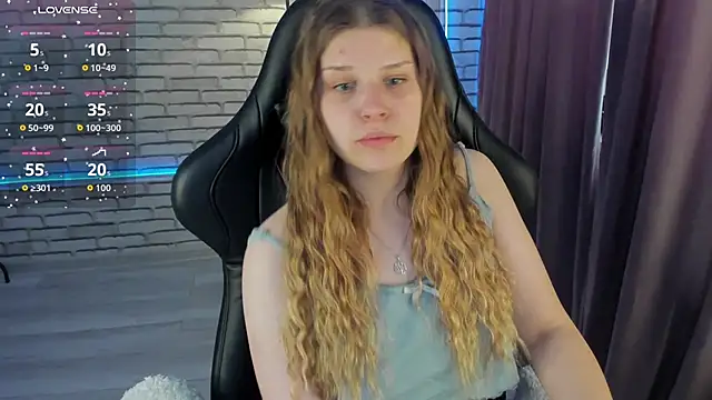 crispy amber online show from 22, 2, 2026