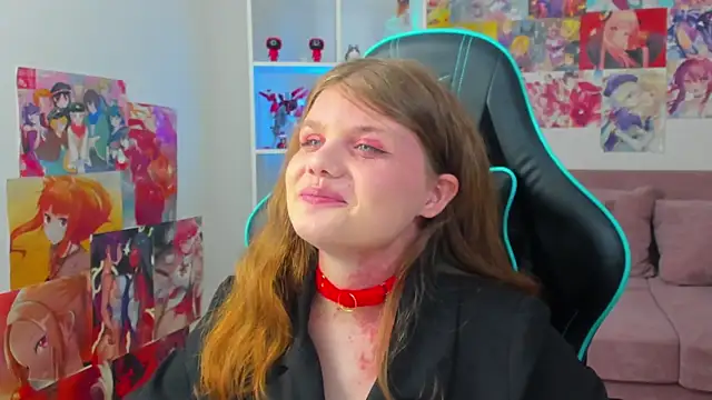 ChloeHalses online show from 6, 7, 2026