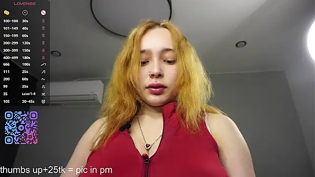 Snapshot of HannaHayles chatting on 19, 6, 2026 HannaHayles online show from 19, 6, 2026
