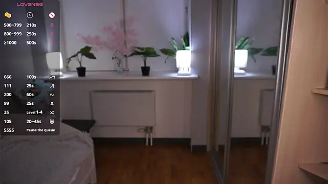 HannaHayles online show from 1, 4, 2026