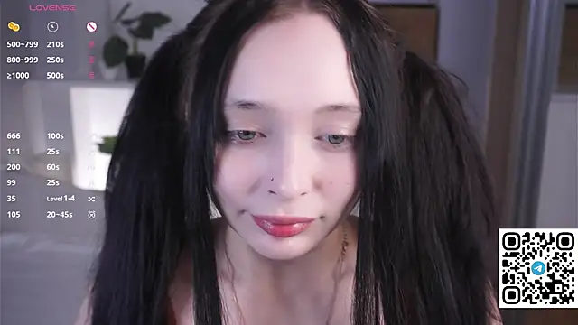 HannaHayles online show from 6, 3, 2026