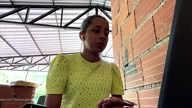 KayleenStoyanoff online show from 20, 2, 2026