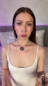 Velvet Hell online show from 4, 7, 2026
