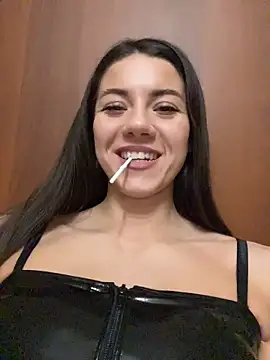 Snapshot of OnlyLeiLa chatting on 24, 2, 2026 OnlyLeiLa online show from 24, 2, 2026