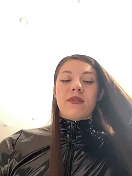 Snapshot of OnlyLeiLa chatting on 23, 4, 2026 OnlyLeiLa online show from 23, 4, 2026