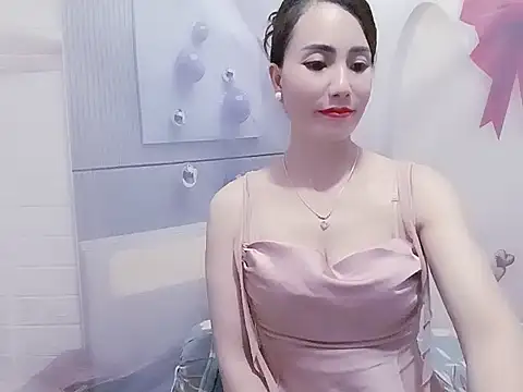 Hello-Kitty001 online show from 26, 3, 2026