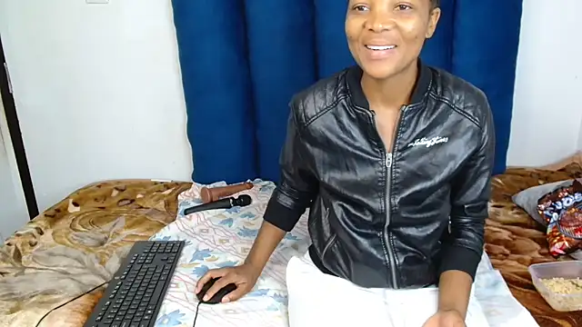 Snapshot of ForeverSexy_ chatting on 23, 2, 2026 ForeverSexy online show from 23, 2, 2026