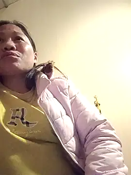 Snapshot of Bigboob_pussyxx chatting on 8, 2, 2026 Bigboob pussyxx online show from 8, 2, 2026