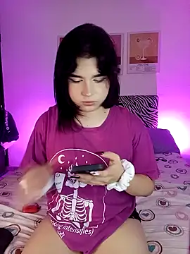 Daniellesins1 online show from 12, 3, 2026