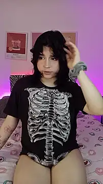 Snapshot of Daniellesins1 chatting on 1, 3, 2026 Daniellesins1 online show from 1, 3, 2026