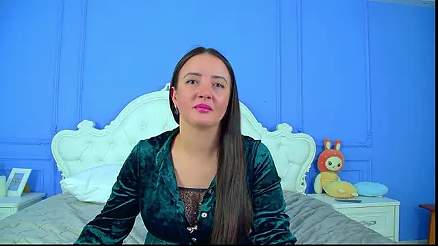 Snapshot of ElinaBellucci chatting on 4, 2, 2026 ElinaBellucci online show from 4, 2, 2026