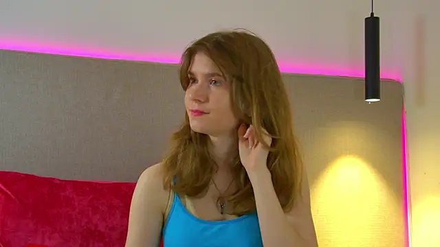 MilaMaelis online show from 16, 4, 2026