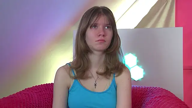 MilaMaelis online show from 9, 3, 2026