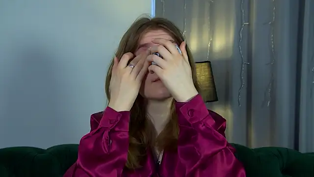 MilaMaelis online show from 11, 4, 2026