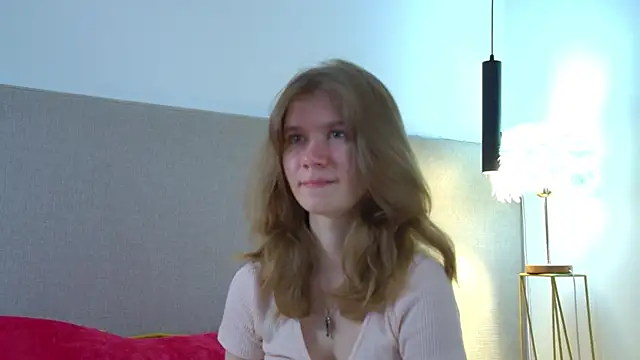 MilaMaelis online show from 2, 4, 2026