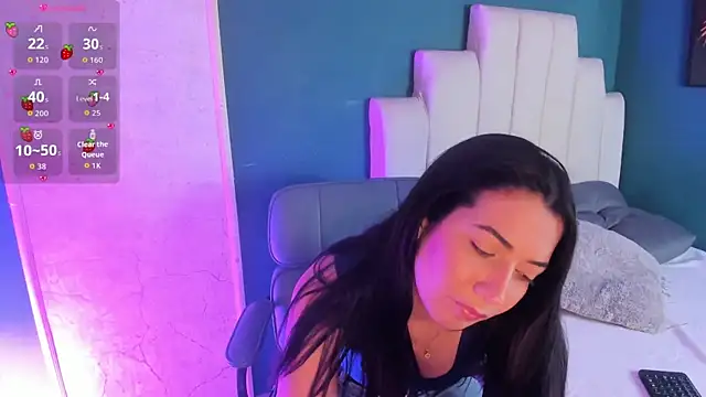 Adrienne   online show from 29, 3, 2026