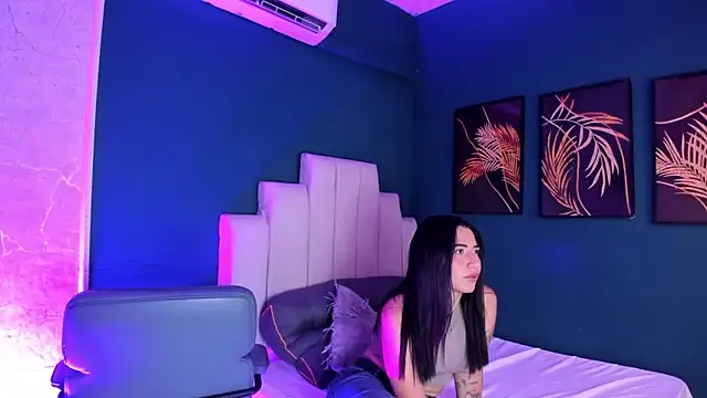 Adrienne   online show from 15, 3, 2026