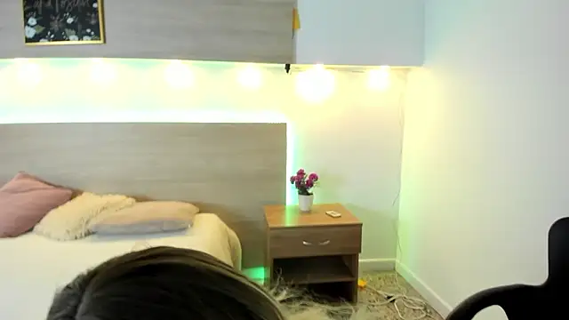 Snapshot of Calopezreal_ chatting on 26, 2, 2026 Calopezreal online show from 26, 2, 2026