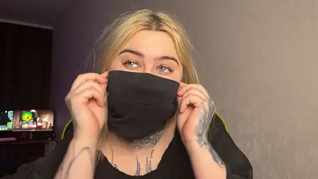 UnaXyling online show from 8, 2, 2026