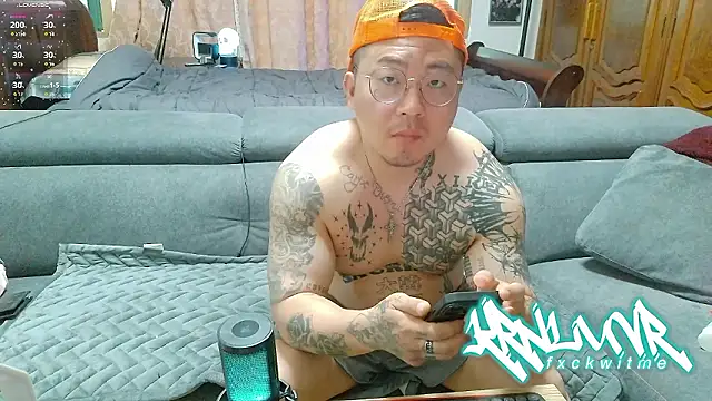 fxckuno online show from 9, 4, 2026