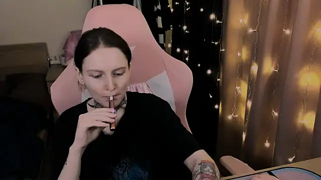 Onyxix online show from 11, 3, 2026