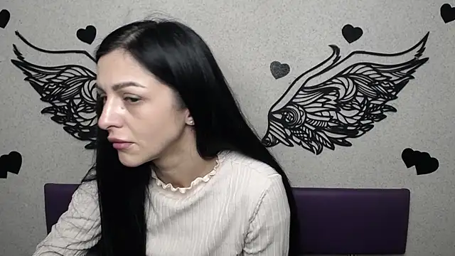 EvaClarkk online show from 9, 3, 2026