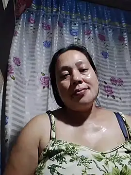 Snapshot of May_Bombs chatting on 23, 2, 2026 May Bombs online show from 23, 2, 2026