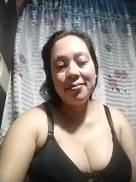 Snapshot of May_Bombs chatting on 8, 2, 2026 May Bombs online show from 8, 2, 2026