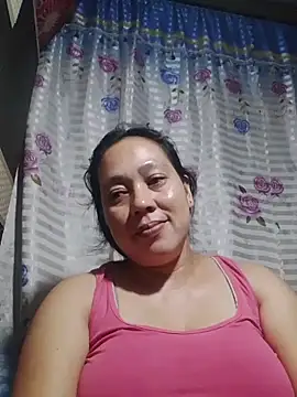 Snapshot of May_Bombs chatting on 20, 2, 2026 May Bombs online show from 20, 2, 2026