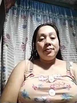 Snapshot of May_Bombs chatting on 16, 2, 2026 May Bombs online show from 16, 2, 2026