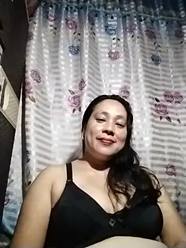 Snapshot of May_Bombs chatting on 11, 2, 2026 May Bombs online show from 11, 2, 2026