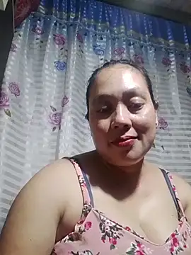 Snapshot of May_Bombs chatting on 25, 2, 2026 May Bombs online show from 25, 2, 2026