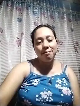 Snapshot of May_Bombs chatting on 18, 2, 2026 May Bombs online show from 18, 2, 2026