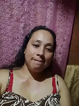 May Bombs online show from 28, 3, 2026