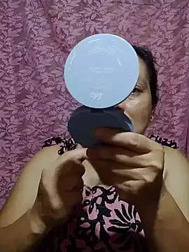 May Bombs online show from 23, 3, 2026