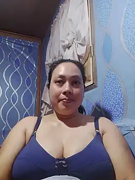 May Bombs online show from 26, 5, 2026
