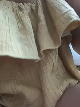 Miu Xinh online show from 17, 3, 2026