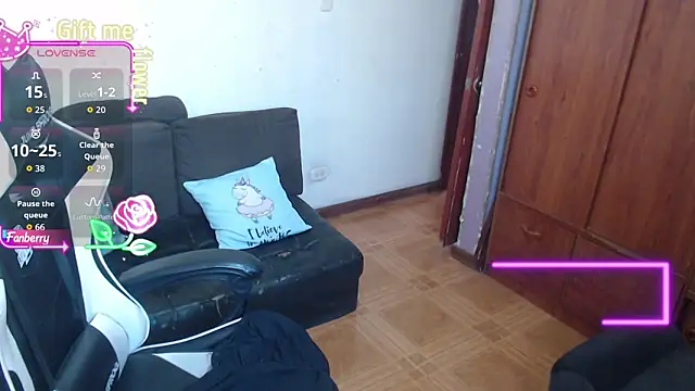 MeliisaRobers online show from 4, 3, 2026