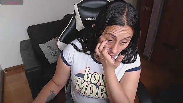 MeliisaRobers online show from 23, 4, 2026