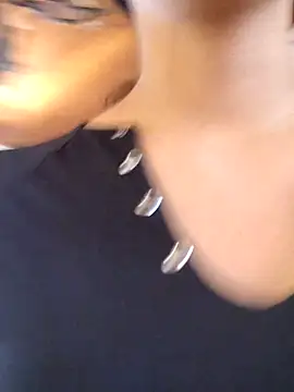 Snapshot of Julieta_Parker chatting on 27, 2, 2026 Julieta Parker online show from 27, 2, 2026