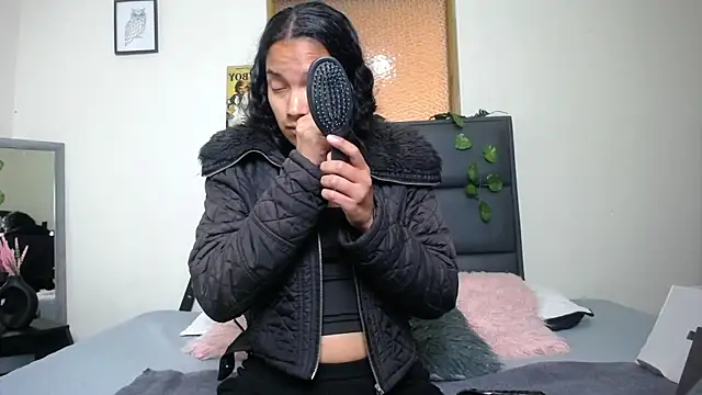 Julieta Parker online show from 31, 3, 2026