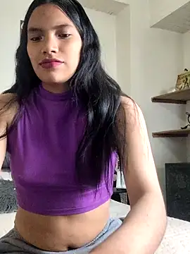 Snapshot of Julieta_Parker chatting on 25, 2, 2026 Julieta Parker online show from 25, 2, 2026