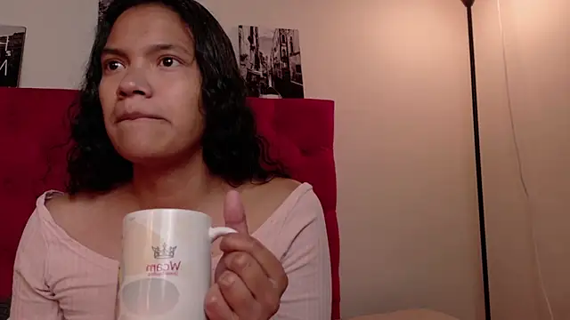 Julieta Parker online show from 2, 5, 2026