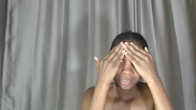 PussyFarrie online show from 13, 4, 2026