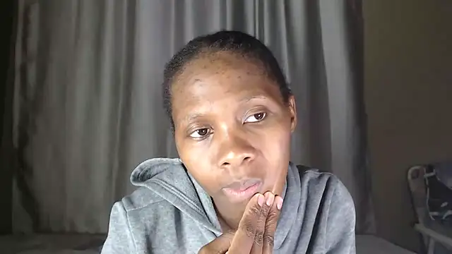 PussyFarrie online show from 27, 4, 2026