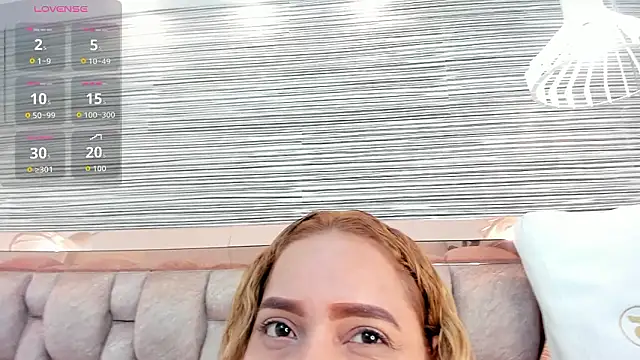 Snapshot of rossy_roose chatting on 22, 2, 2026 rossy roose online show from 22, 2, 2026